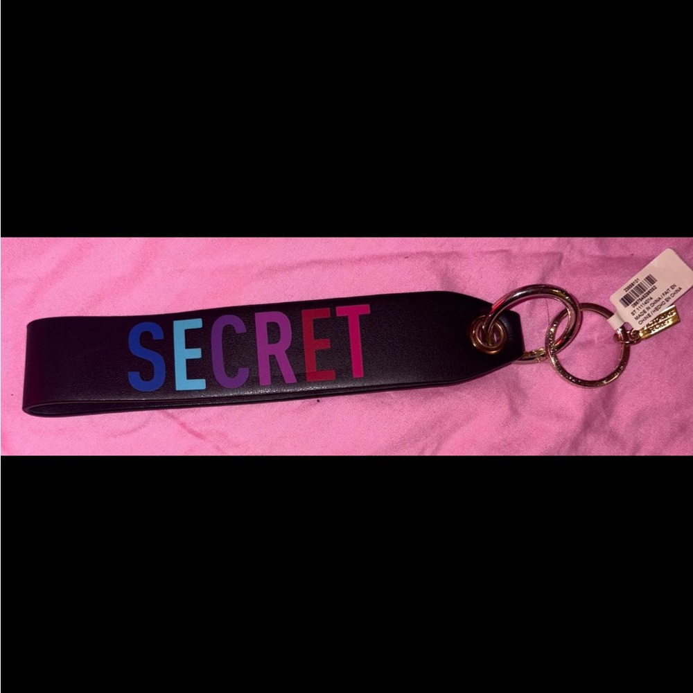 Victoria’s Secret wristlet keychain - Picture 2 of 2